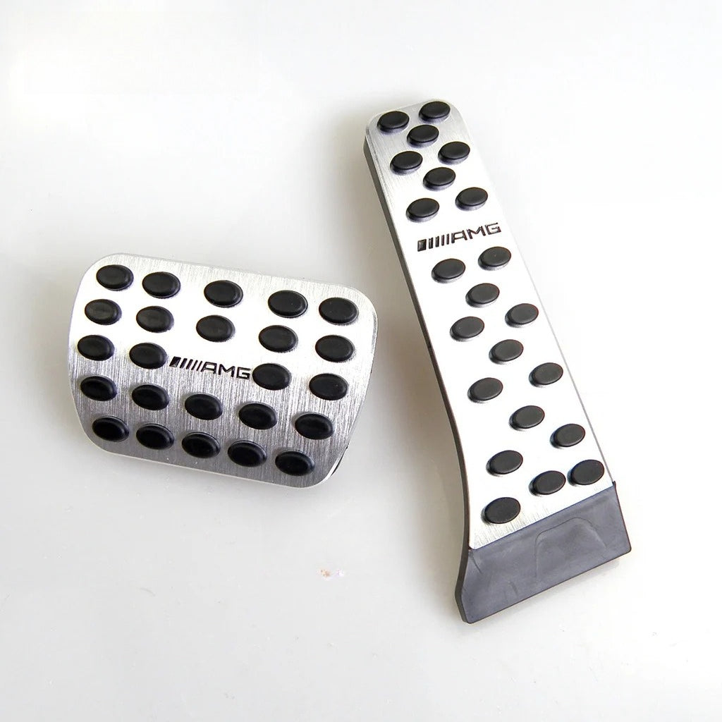 Drill Gas Accelerator Brake Pedal Pad Cover For Mercedes Benz W202 W203 W204 W205 C180 C220 C250 C300 C400 C Class AT Aluminum alloy gas brake pedal AMG LOGO